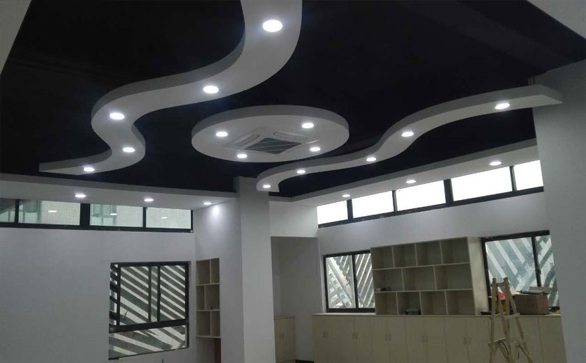 辦公區(qū)裝修吊頂實(shí)拍效果圖